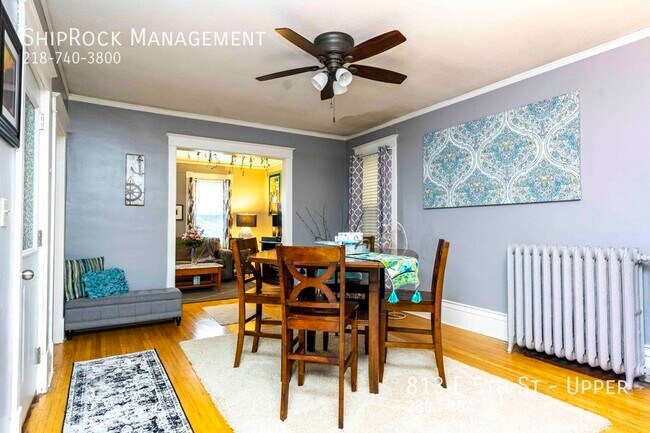 Photo - 813 E 5th St Unidad Upper