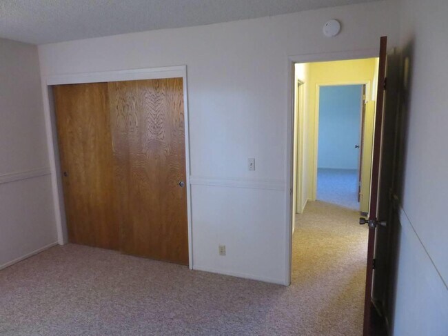 Photo - 127 Lennox St