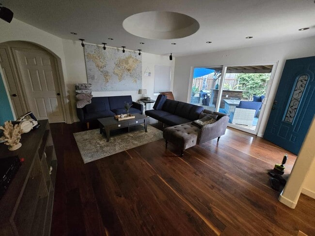 Living Room - 2645 Garnet Ave