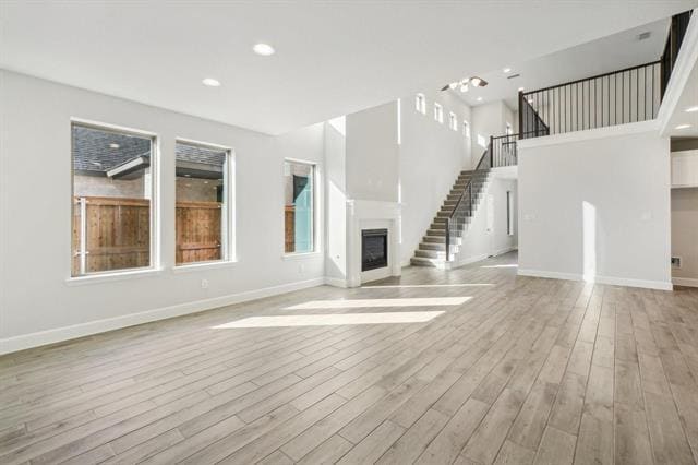 Photo - 1628 Victoria Pl