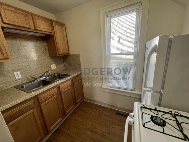Photo - 1220 Hamilton Ave NW Unit 3
