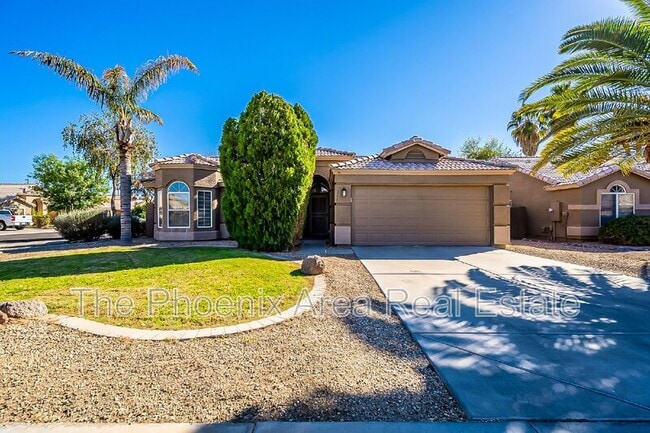 Photo - 251 W Windsor Dr