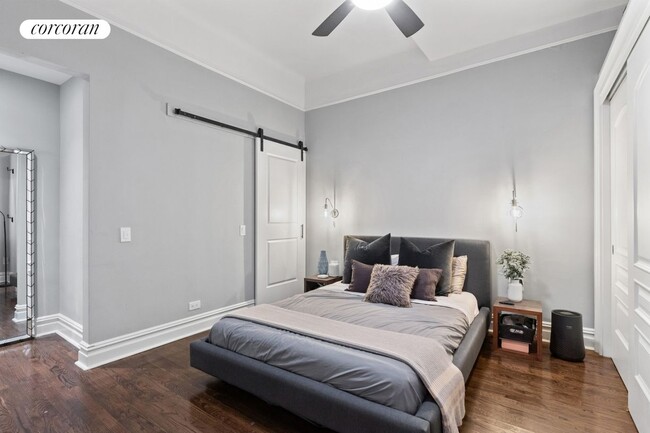 Photo - 301 W 108th St