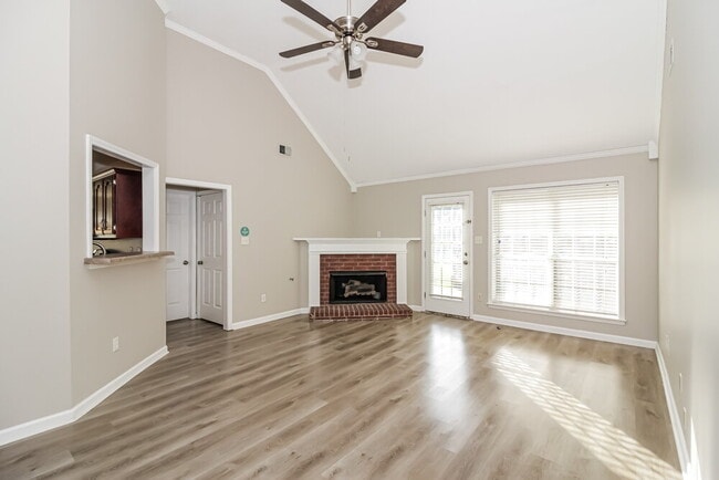 Photo - 4845 Shadow Pine Cove