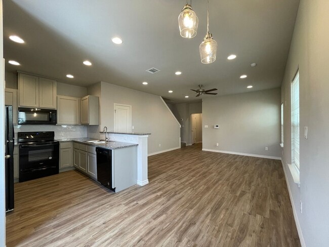Photo - Townhome for rent