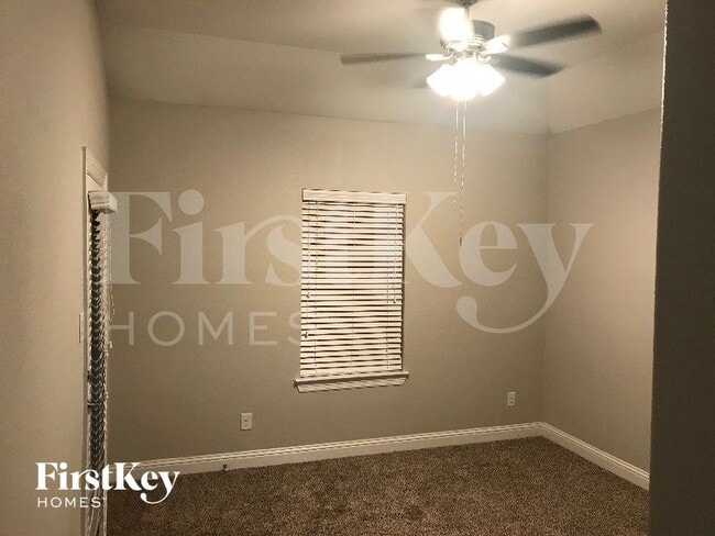 Photo - 6856 Ensenada St