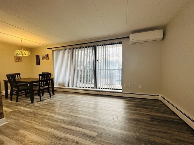 Photo - 267 Lake St Unit 3