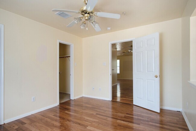 Photo - 1209 Lovett St