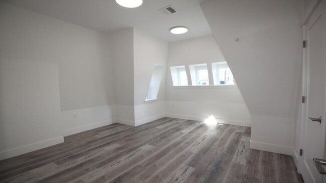525 E Broadway Unidad 3
