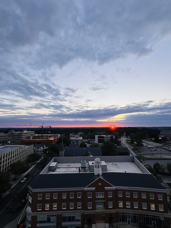 Dreamy sunset views! - 28 Allegheny Ave Unit 1500