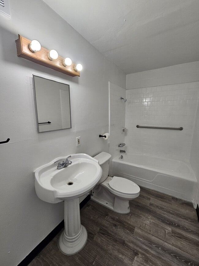 Photo - 1416 Middle St Unit 206