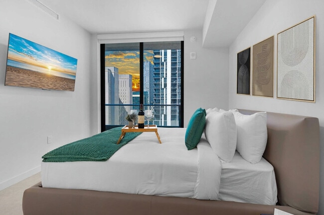 Photo - 501 NE 1st Ave Unit SI ID1505758P