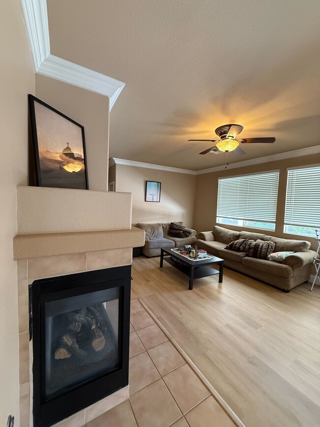 Photo - 2416 Brockton Way