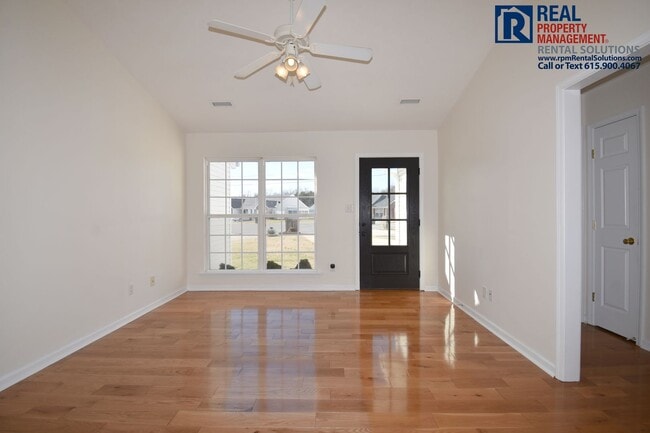 Photo - Adorable 2 bedroom 1-level duplex townhome in Smyrna close to Nissan, washer/dryer included!