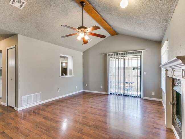 Photo - 3 Bed/2 Bath Home in Midwest City