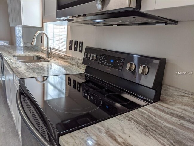 Photo - 5819 Coventry Dr