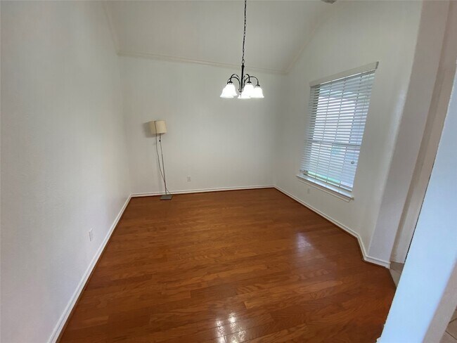 Photo - 5118 Big Meadow Ln