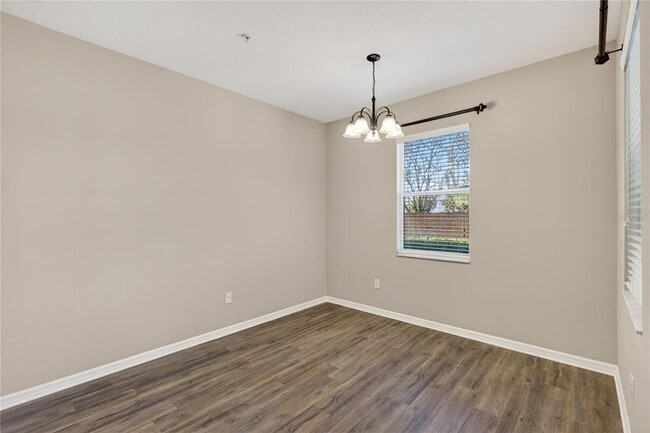 Photo - 1519 Priory Cir