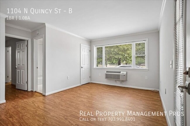 Photo - 1104 N Quincy St Unit B