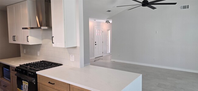 Photo - 1403 Bramblebury Dr