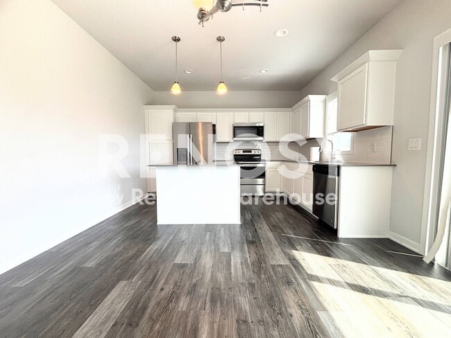 16620 Oakwood Dr