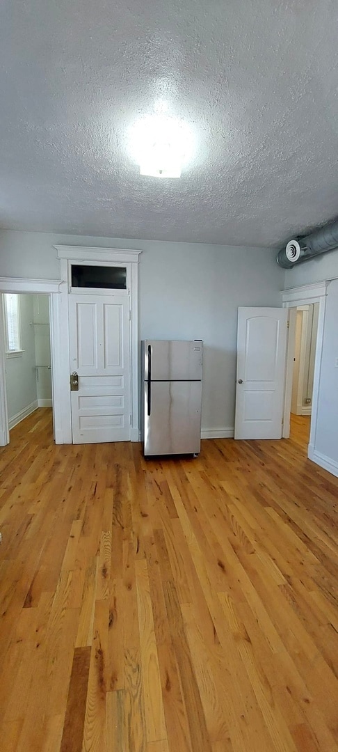 Photo - 2215 S Albany Ave