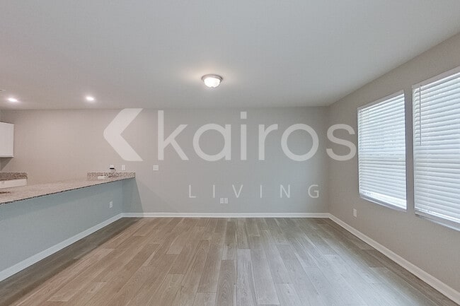 Photo - 2502 Kenton Ct SE
