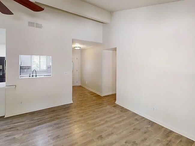 Photo - 6314 N Barcus Ave