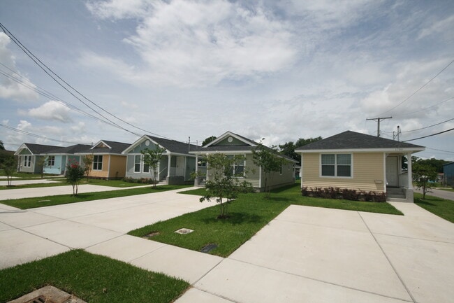 Photo - 1700 Huey P Long Ave