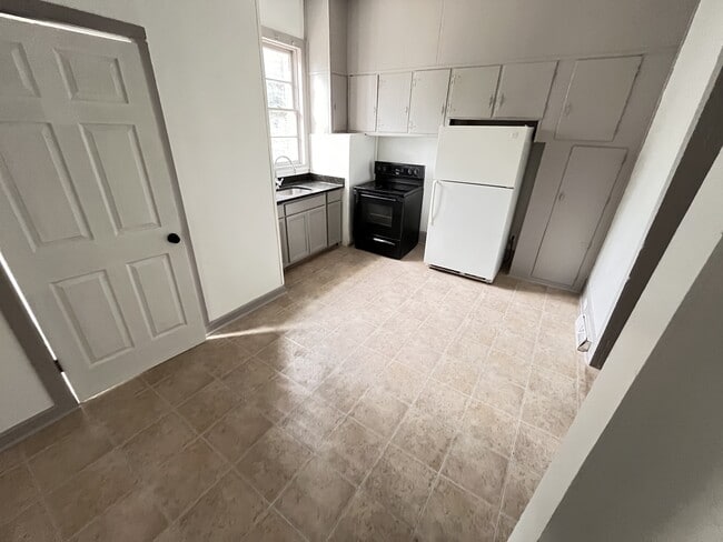Photo - 4103 Ridgewood Ave