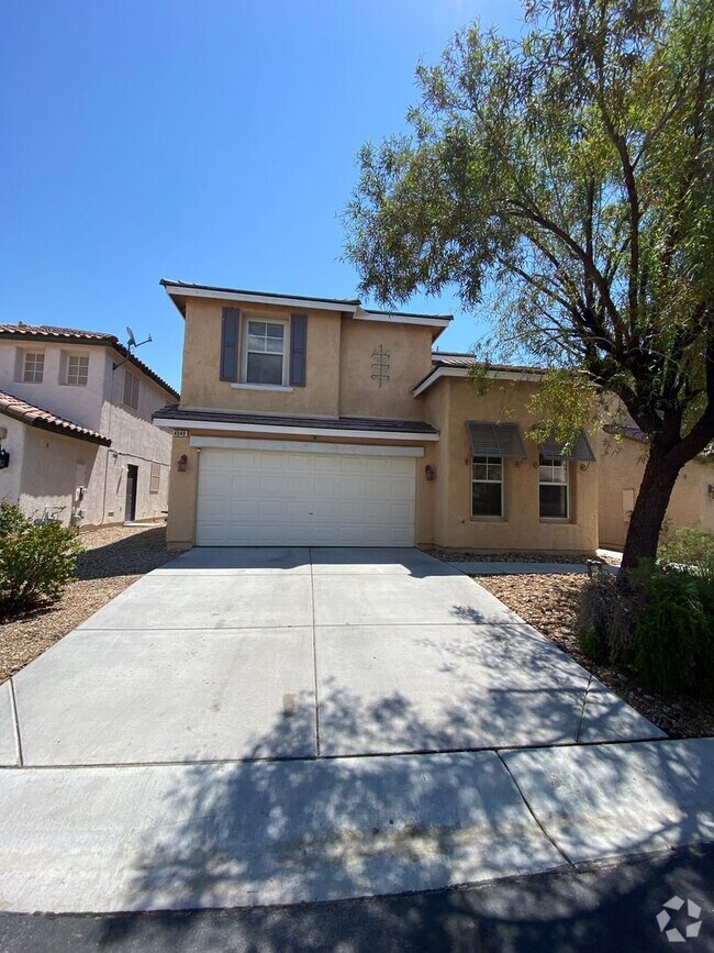 Building Photo - AMERICANA Property Mgmt - 2 story 3b-2 1/2... Rental