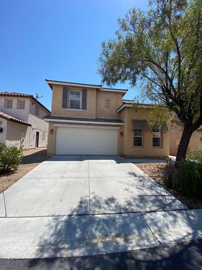 AMERICANA Property Mgmt - 2 story 3b-2 1/2... - AMERICANA Property Mgmt - 2 story 3b-2 1/2... House
