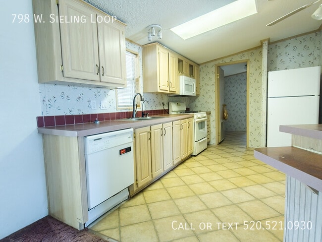 Photo - 798 W Sieling Loop