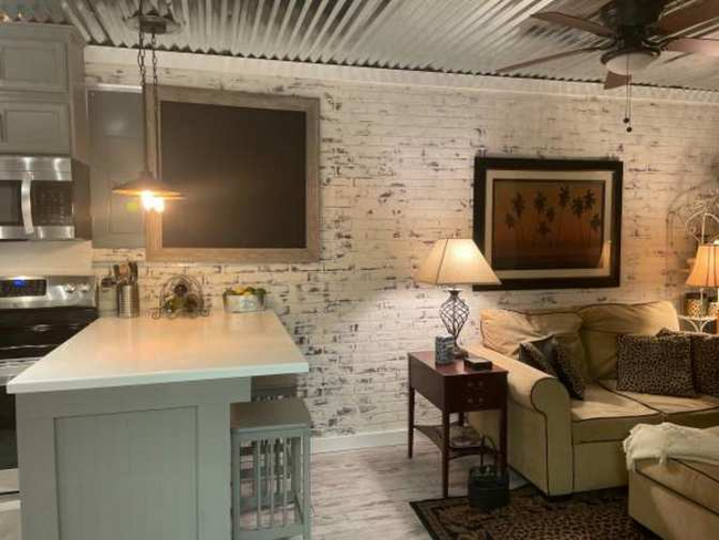 Photo - 937 Edgewater Cir