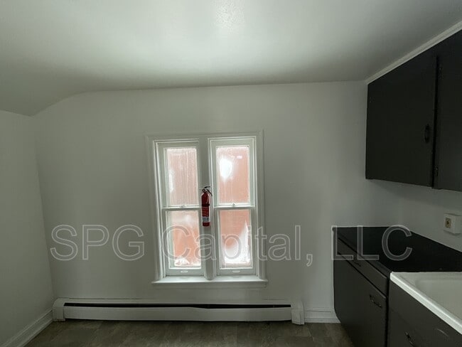 Photo - 500 W Market St