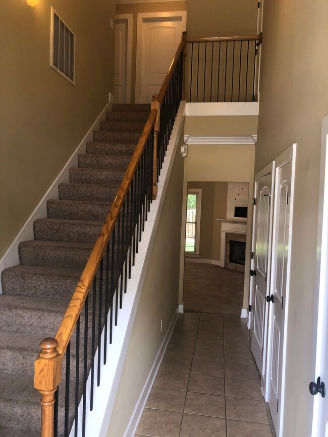 Entry Way - 3947 River Pointe Ln Unit 3947