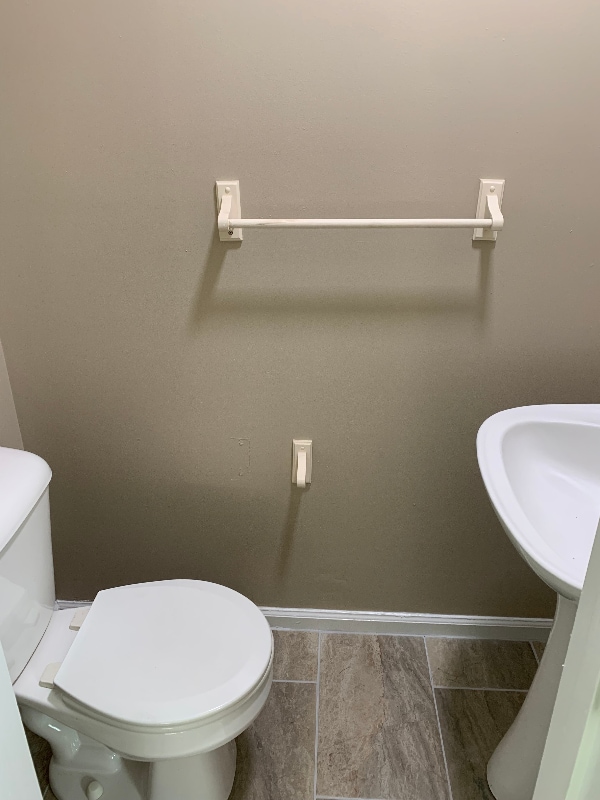 Photo - 330 Baldwin St SE