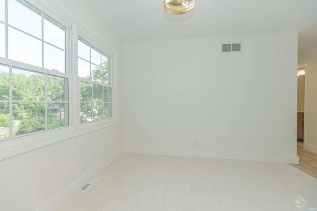 Photo - 711 Carole Dr