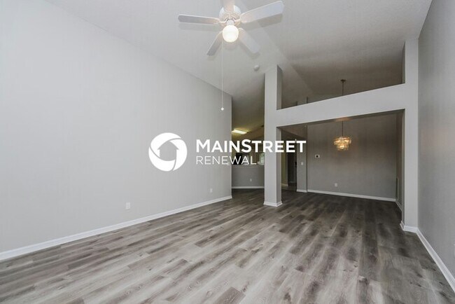 Photo - 3 Bedroom Pet-Friendly Home in St. Cloud, FL with Main Street Renewal