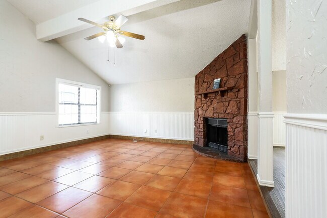 Photo - 4624 Goldrock Dr