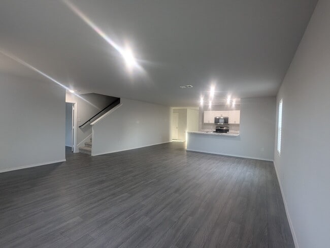 Photo - 868 Eagles Nest Dr