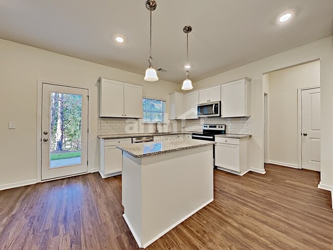 573 Camp dr