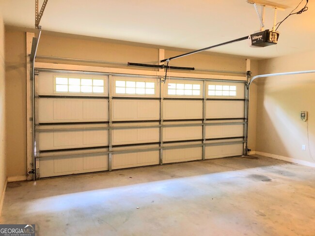 1121 Livingston Trail