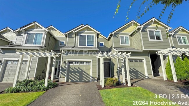 Building Photo - 20264 Hoodview Ave