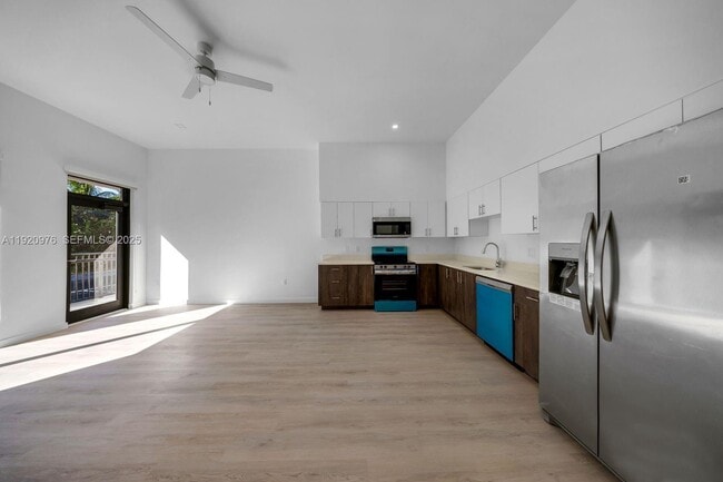 Photo - 20 NE 19th Ave Unit 101