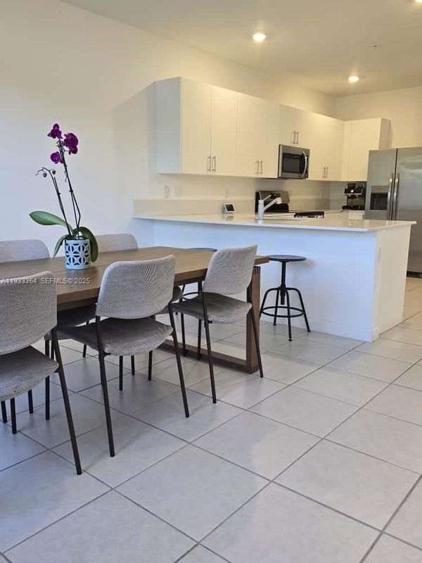 Photo - 200 SW 159th Way Unit TOWNHOUSE