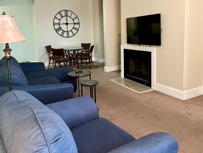 another view of living in dining area