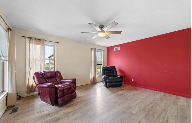 Photo - 8333 N 300 W