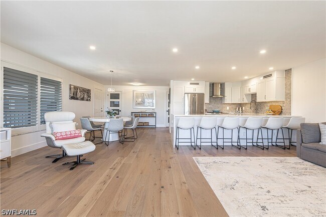 Photo - 2880 Gulf Shore Blvd N Unidad 509