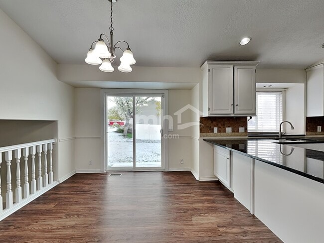 Photo - 1484 N 400 W